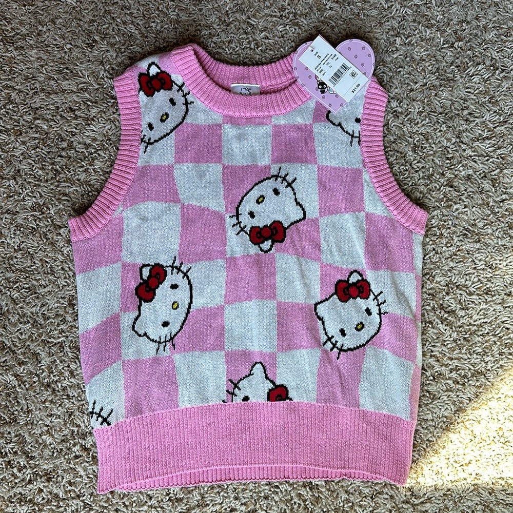 Hello Kitty NWT Pink Checkered JACQUARD Print Sweater Vest SMALL